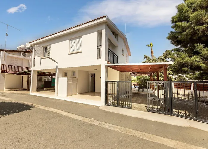 Larnaca Marina Meneou