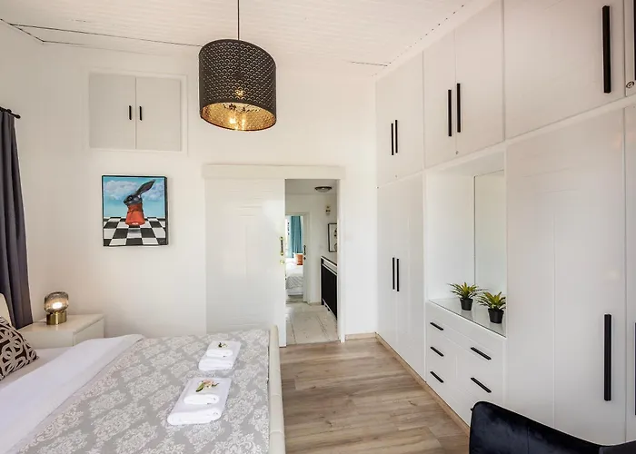 Villa Larnaca Marina *