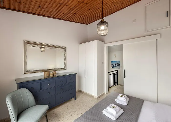 Villa Larnaca Marina Meneou