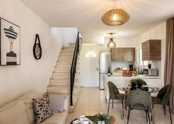 Villa Larnaca Marina *