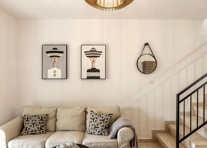 Villa Larnaca Marina *