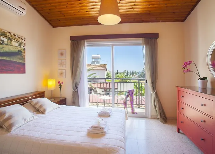 Larnaca Marina Meneou