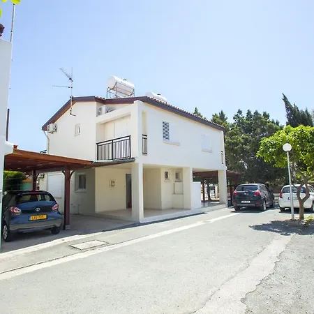 Villa Larnaca Marina