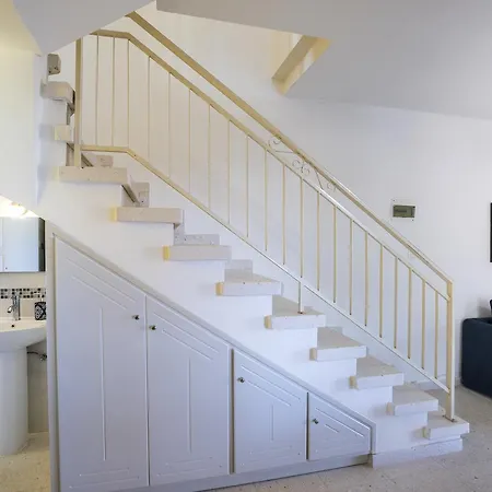 Larnaca Marina Villa Meneou