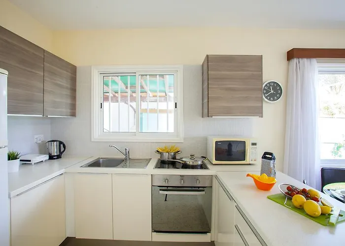 Larnaca Marina Meneou