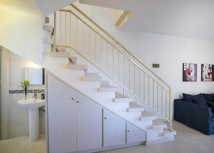 Larnaca Marina Vila Meneou